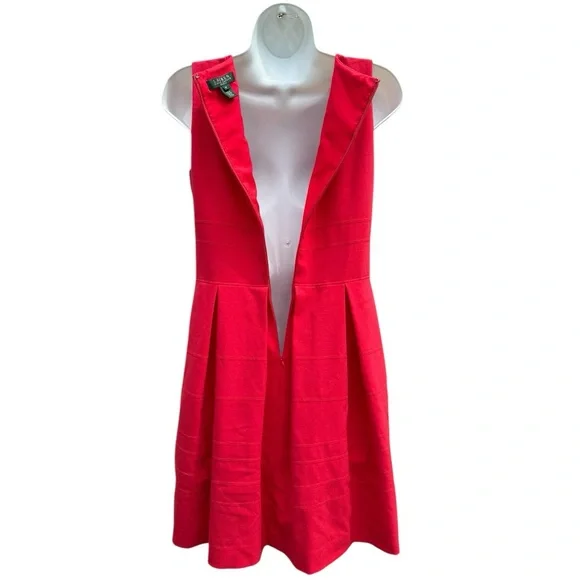 LAUREN RALPH LAUREN Women’s Elegant Red Sleeveless Dress
Size 6P - Picture 2 of 9